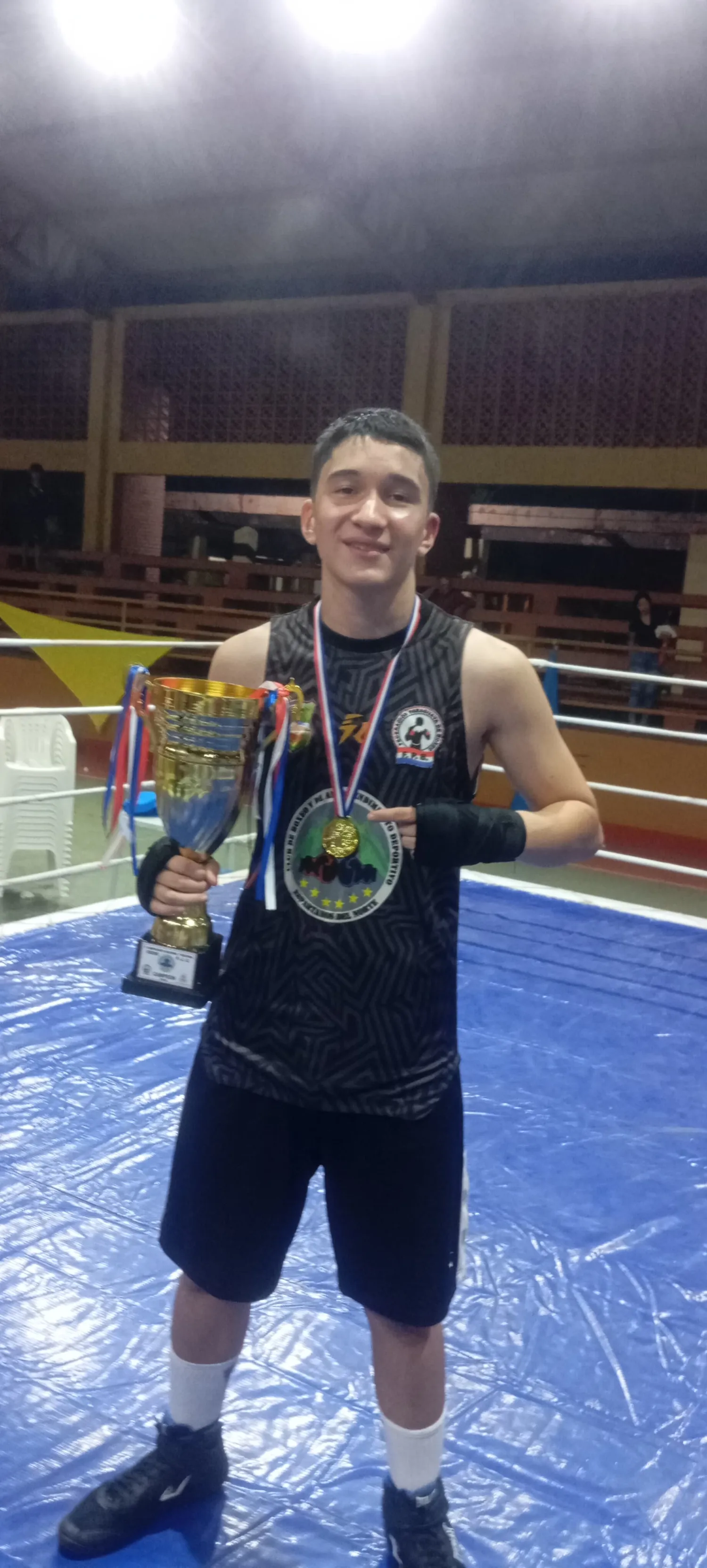 Joven de 15 años se consagra campeón nacional de boxeo en Pedro Juan Caballero