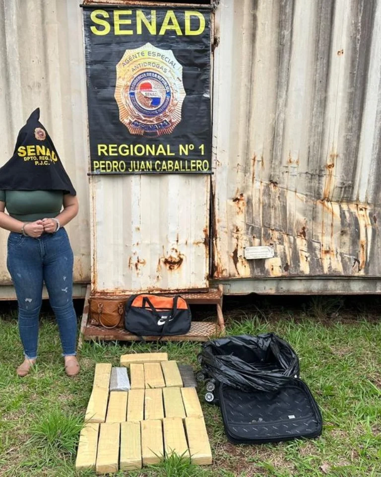 Mujer transportaba carga de marihuana en un ómnibus