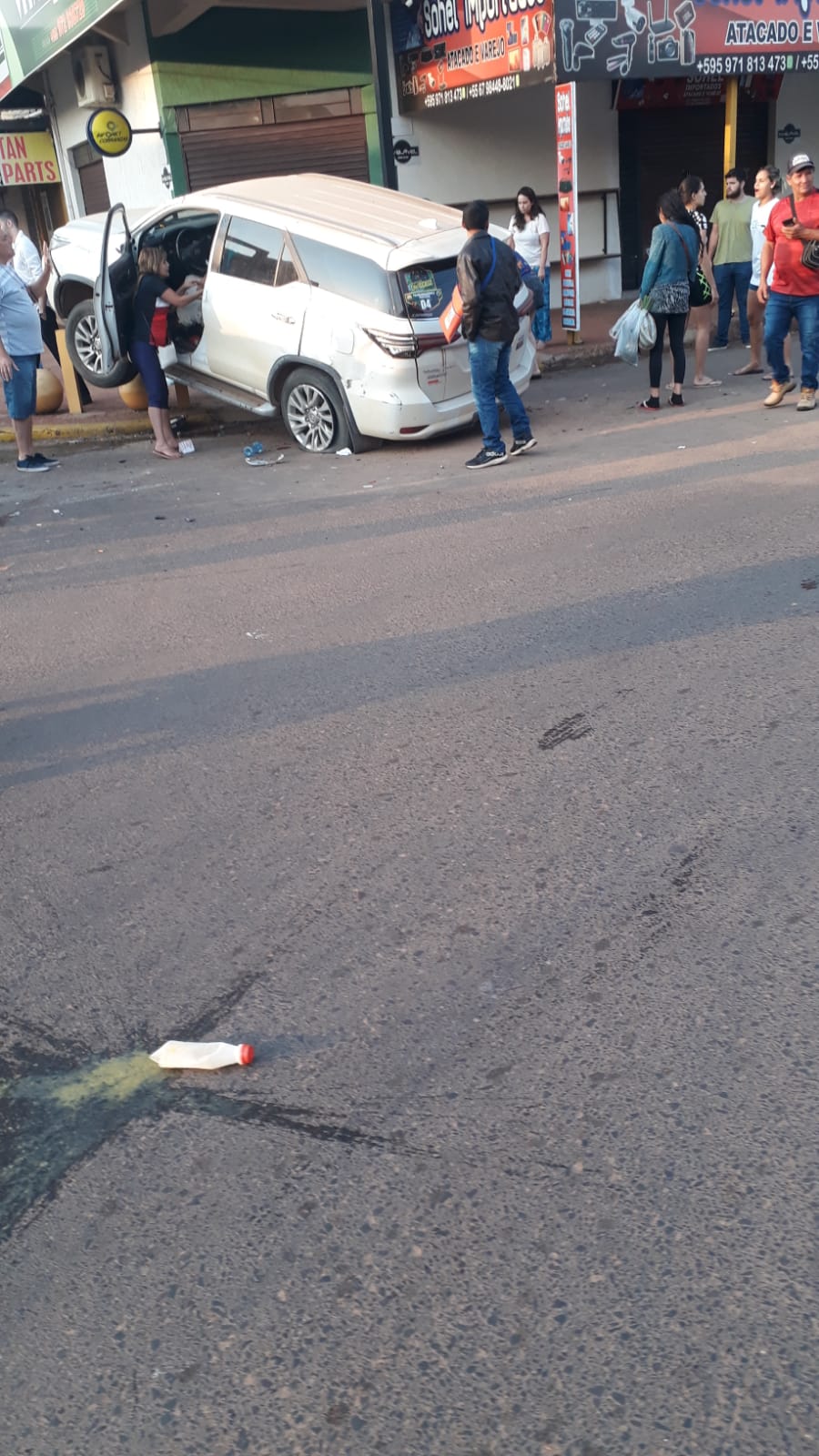 Argentino que se encontraba de paseo por la ciudad, perdió el brazo en grave accidente 