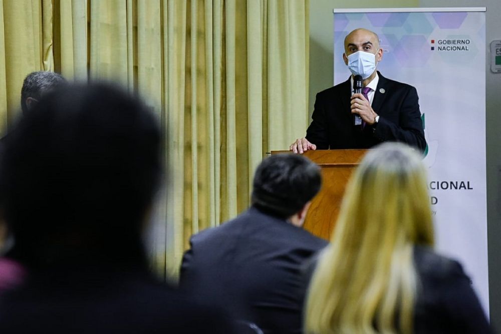 Salud capacita a 125 funcionarios para atención en USF de Central y Alto Paraná