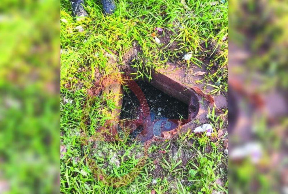 Niño cayó en desagüe de cloaca y falleció 