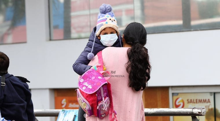 ¿Cómo cuidar a los niños en días de mucho frío? Salud responde