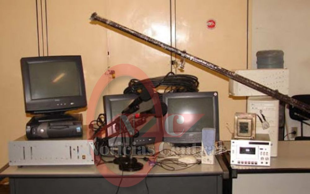 Intervinieron FM pirata en barrio María Victoria