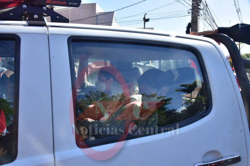 Abuso en Lambaré: abogado de directora de colegio habla de “caza de brujas”