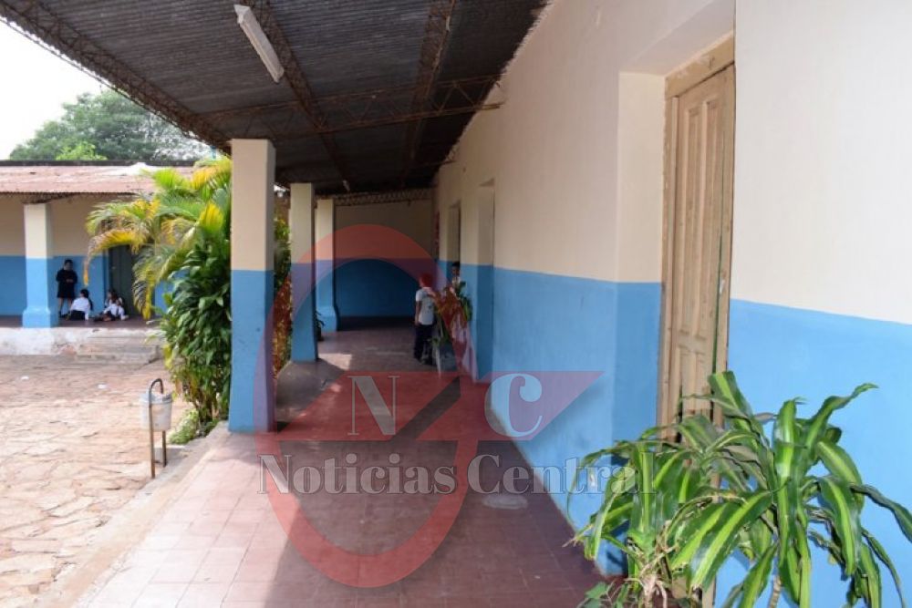 Covid-19: Docentes temen contagios en retorno a clases presenciales