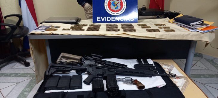 Tras allanamiento Policía incauta fusiles y proyectiles en una vivienda de PJC 