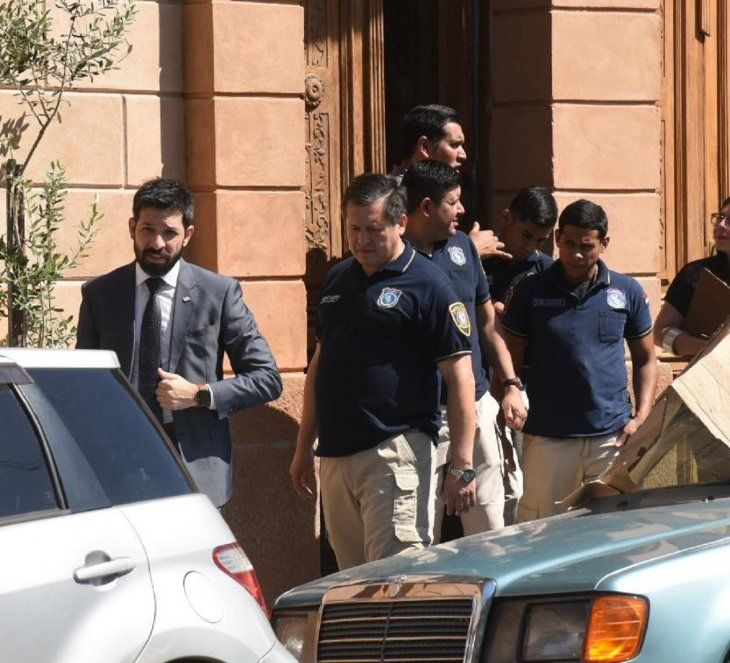 Caen dos policías por privación de libertad y cohecho pasivo agravado