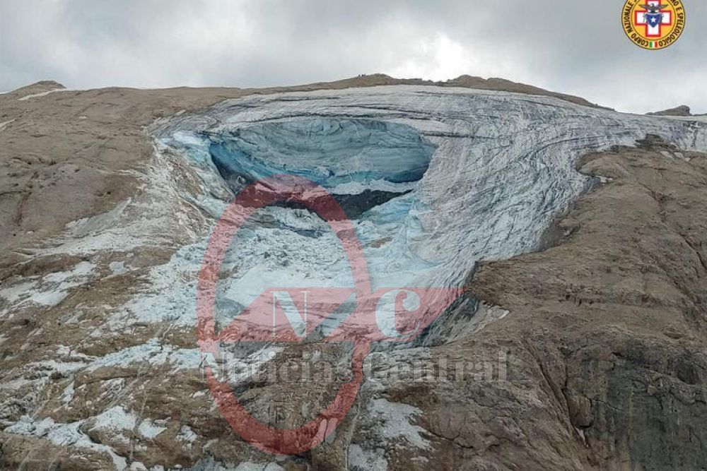 Siete muertos y al menos 19 desaparecidos tras derrumbe de glaciar en Italia