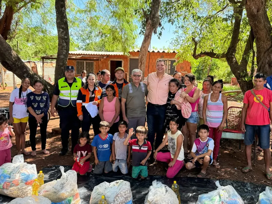 Gobernación y SEN brindan asistencia a pobladores del asentamiento 16 de Agosto de PJC