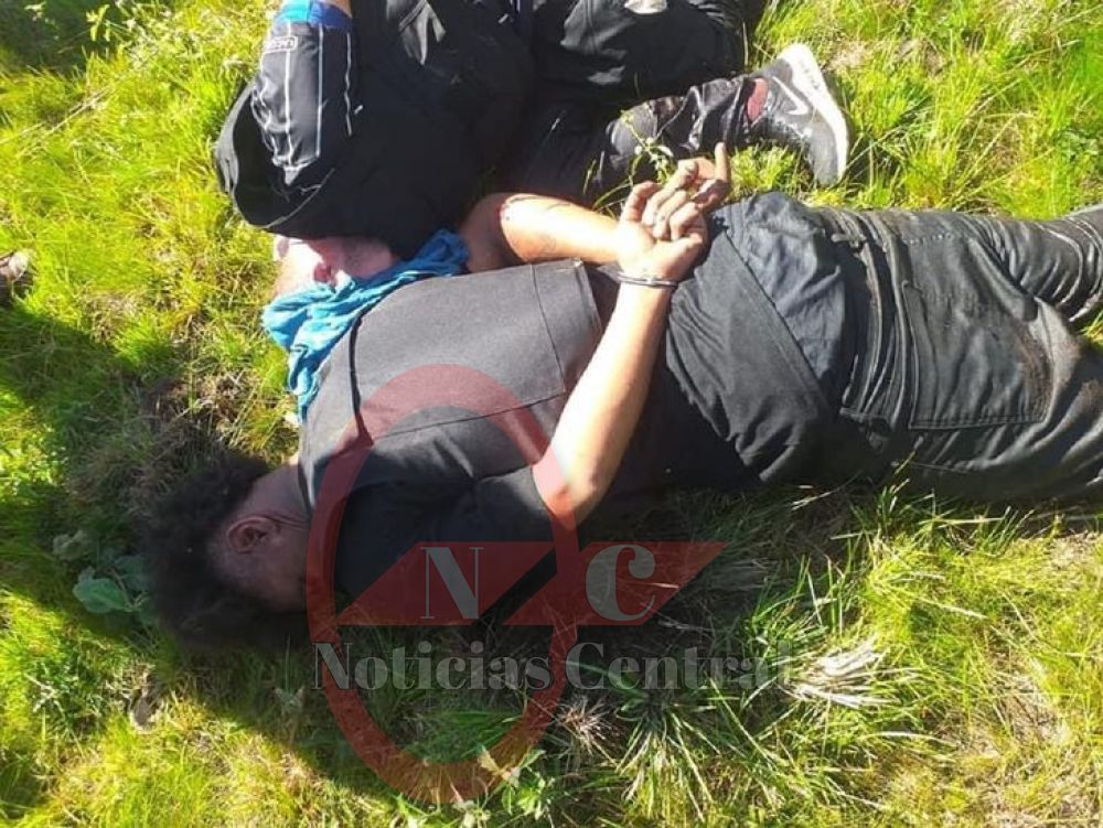 Tres aprehendidos por ataque a balazos a jefe policial 