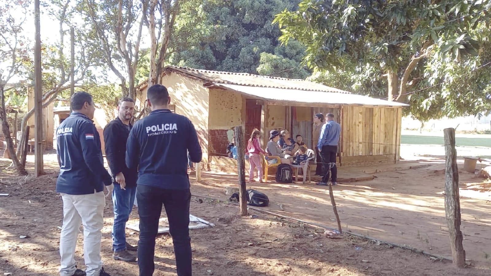 Baleó con una escopeta a su concubina y se quitó la vida