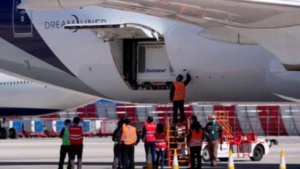 Chile comienza el plan de vacunación masiva contra el covid-19 con dosis de Sinovac