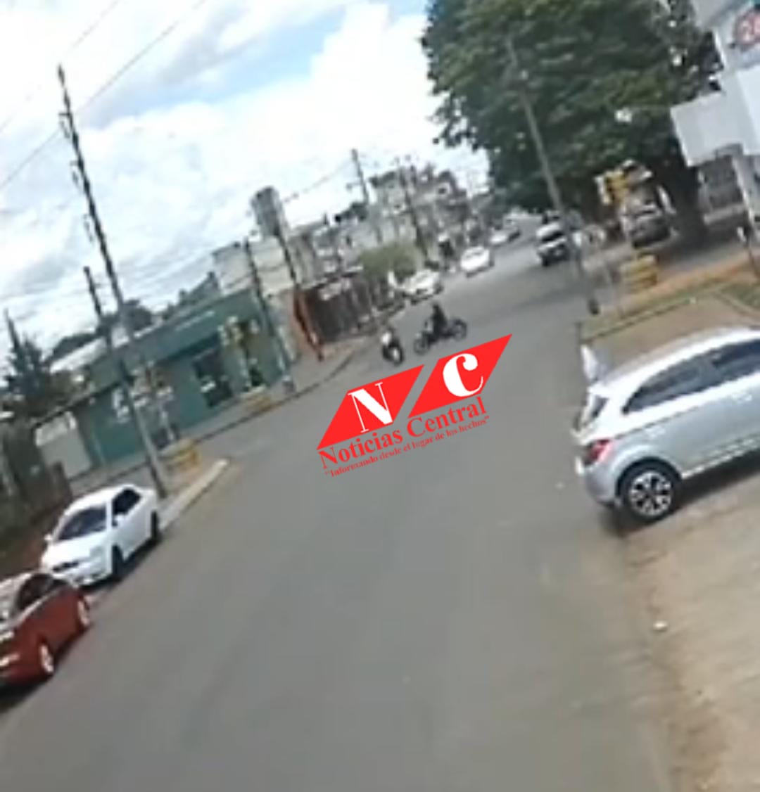 Fallecen menores involucrados en accidente de tránsito en la esquina del Hospital Regional