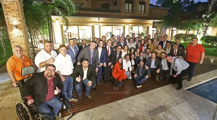 Parlamentarios respaldan a Cartes y hablan de “guerra comercial” contra Tabesa