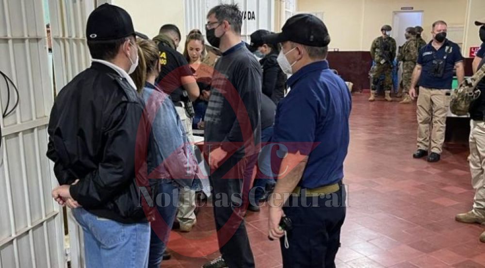 Allanan cárcel de Pedro Juan en busca de evidencias de cuádruple crimen