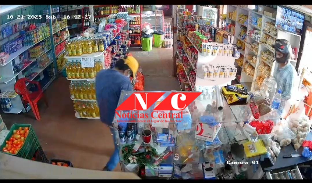 Asaltantes armados se llevan dinero en efectivo de una frutería en barrio Obrero