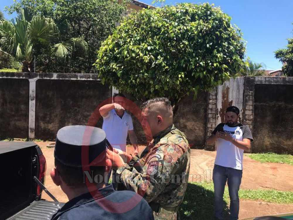  Imputan a policías que habrían “plantado” droga en camioneta