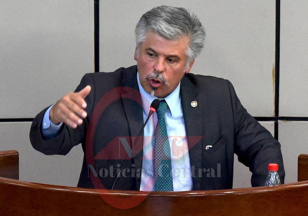 Giuzzio anuncia que recusará al fiscal Osmar Legal y alega persecución por parte de la Fiscalía