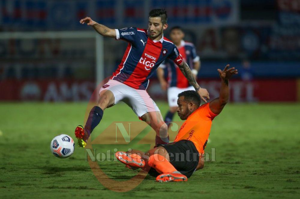 Cerro Porteño domina, pero sin premio