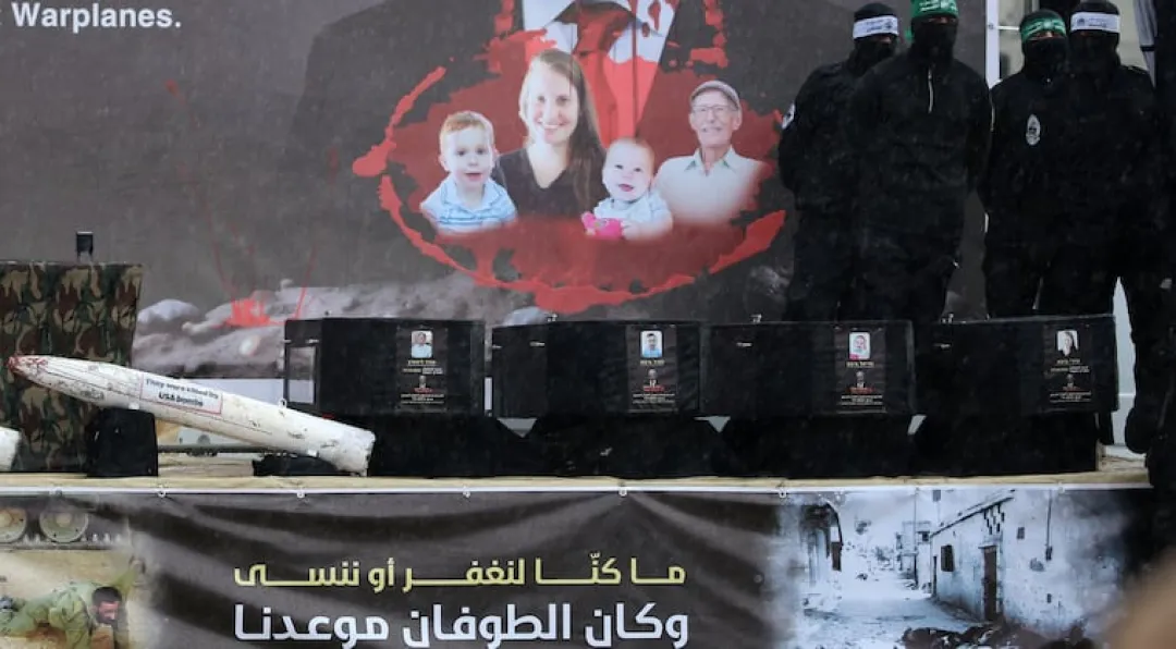 Cruel engaño: Hamás entregó el cuerpo de otra mujer y no el de la rehén argentina