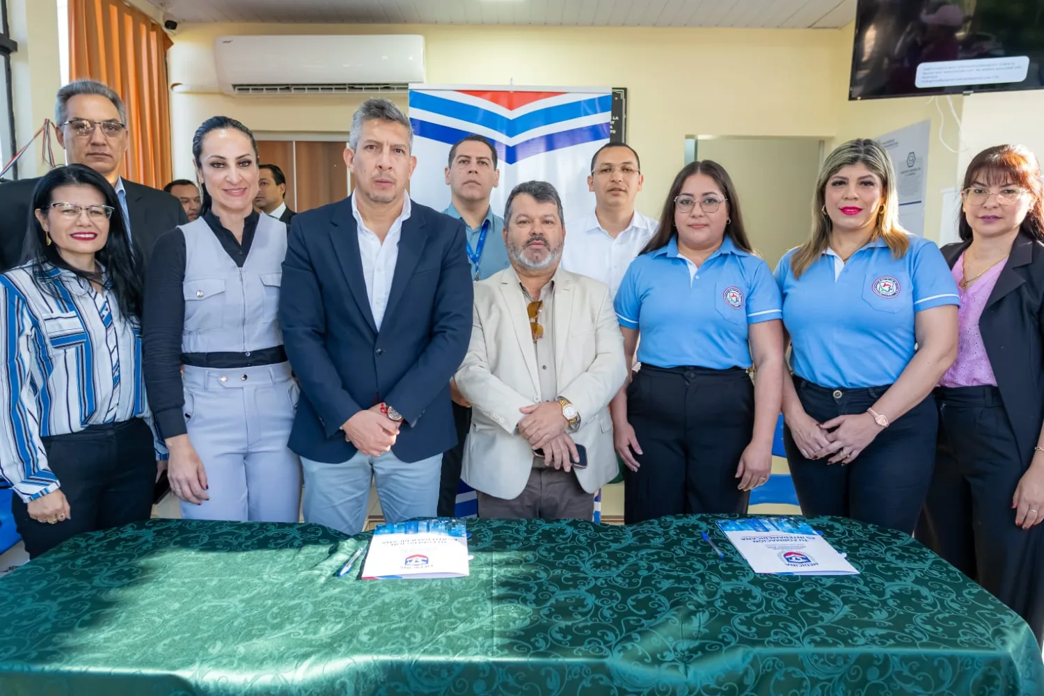 Universidad Interamericana y Asociación de Familiares de la Policía firman convenio para ampliar la atención médica en Pedro Juan Caballero