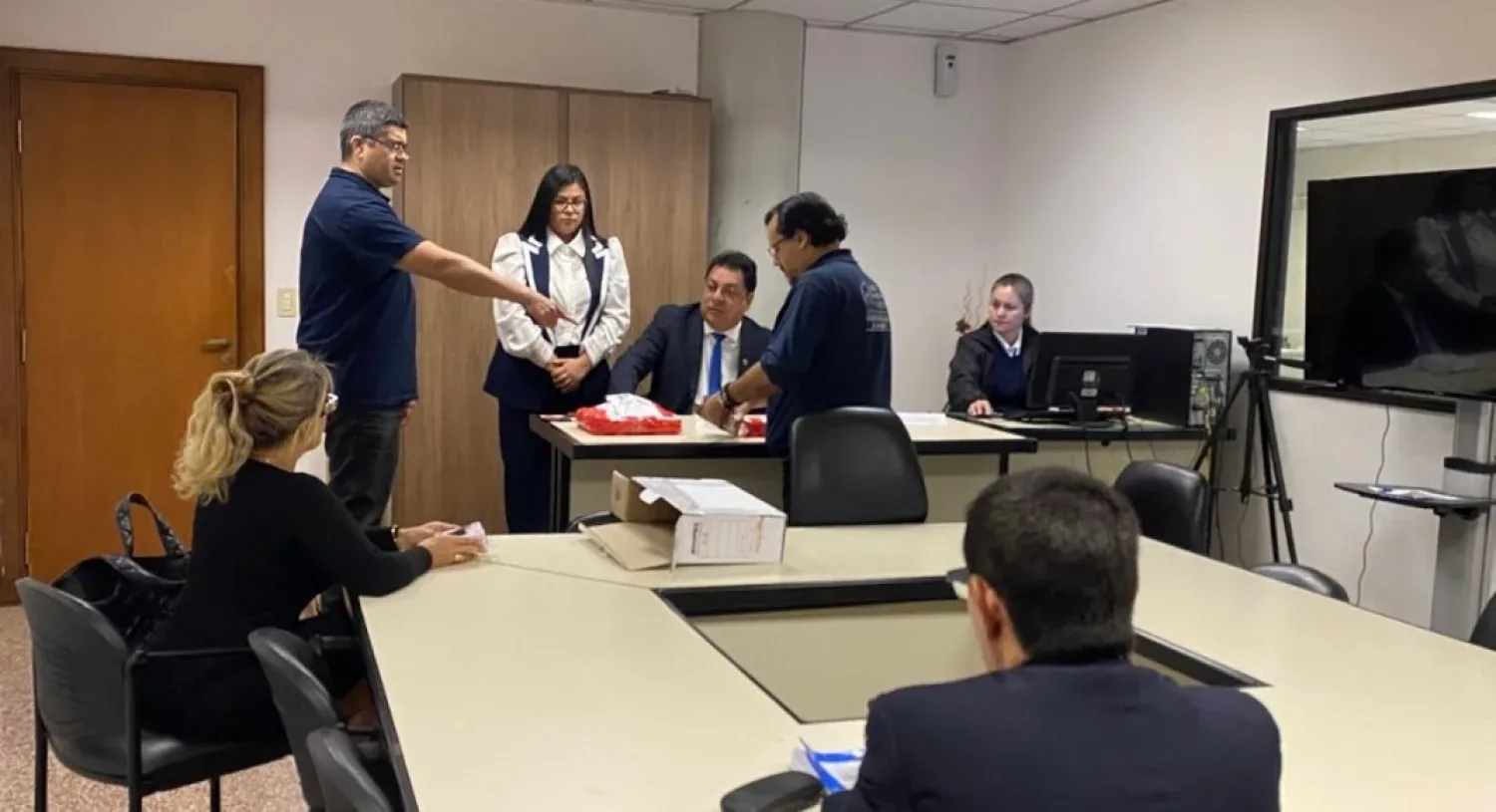 Fiscalía acusa a Alexandre Gomes por tentativa de homicidio tras operativo policial en su vivienda para "capturarlo"