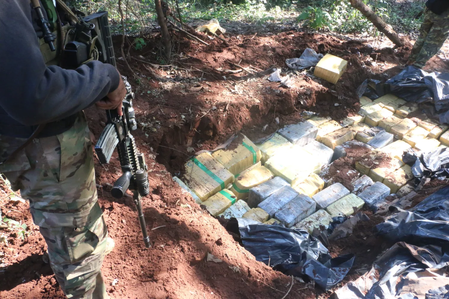 Operación Nueva Alianza 56: Paraguay y Brasil retiraron casi 160 toneladas de marihuana en tres días de incursiones