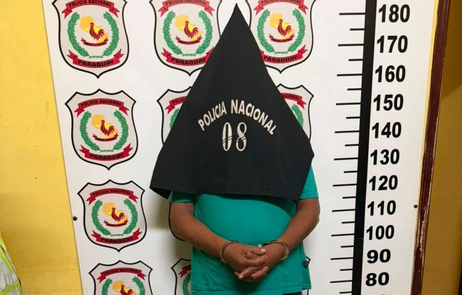 Momentos de terror en Pedro Juan! Brasileño invade una casa y persigue desnudo a una abuela de 68 años