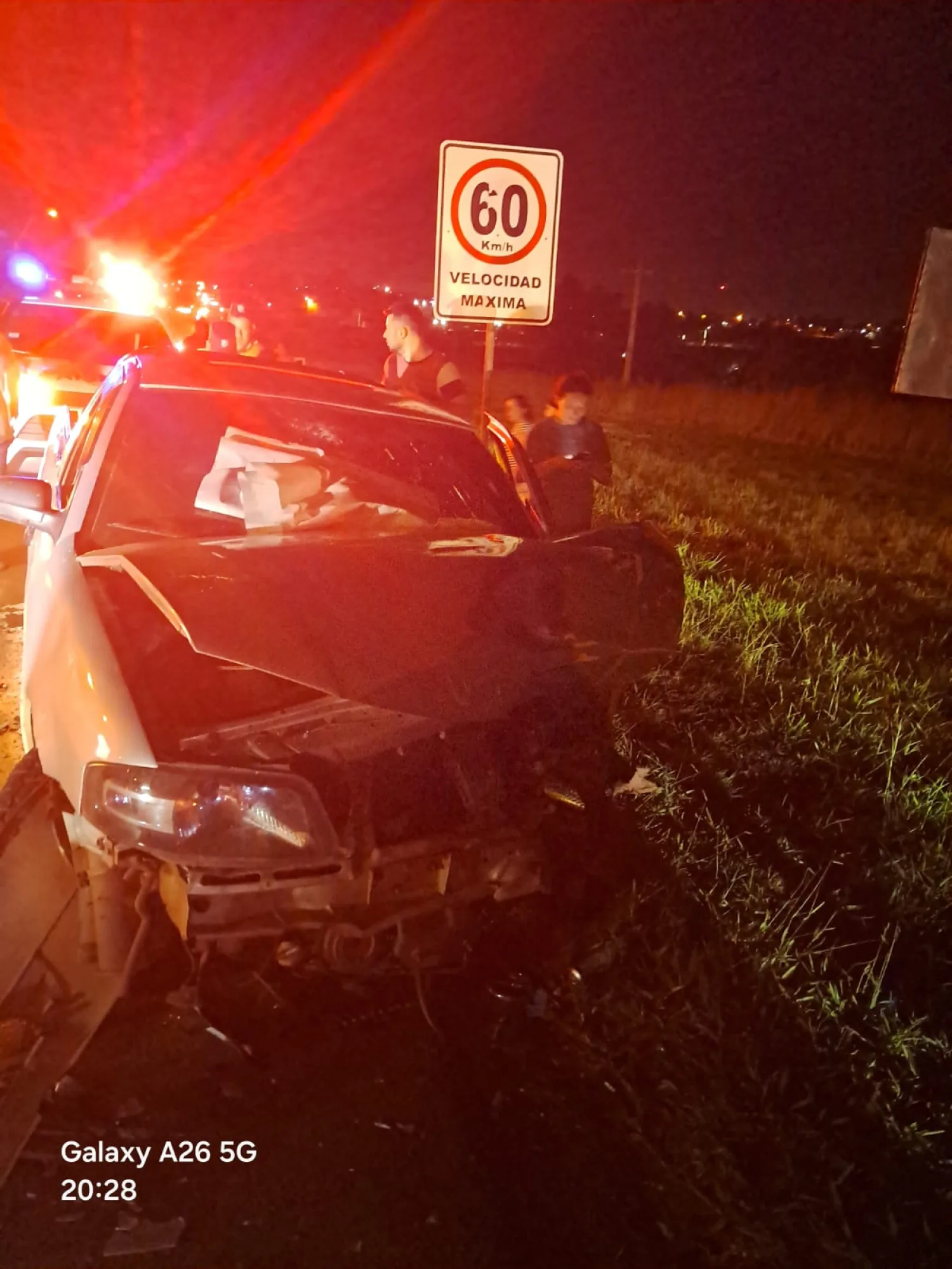 Accidente de tránsito deja tres personas lesionadas sobre la Ruta PY05 en Pedro Juan Caballero